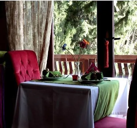 Pine Garden Aparthotel