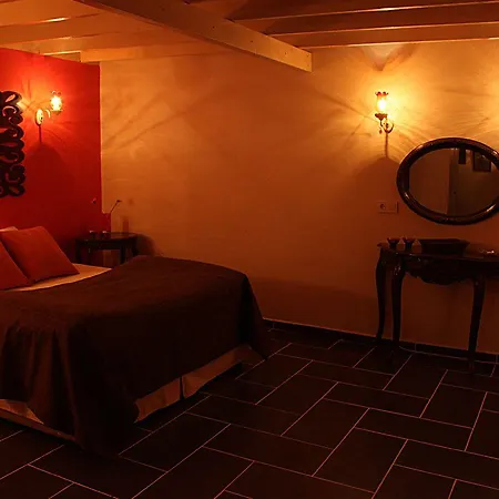 Pine Garden Aparthotel