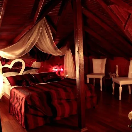 Aparthotel Pine Garden