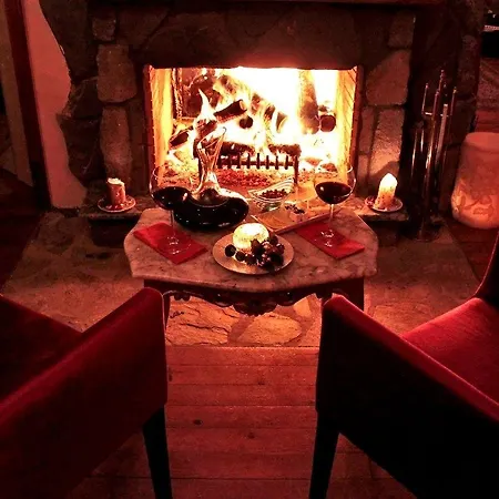 Pine Garden Aparthotel