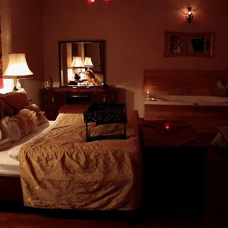 Pine Garden Aparthotel