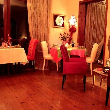 Aparthotel Pine Garden 3*