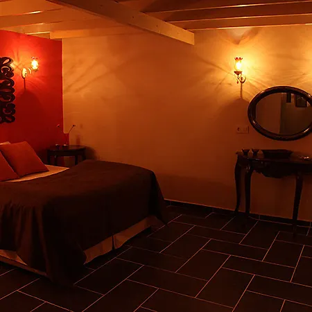 Aparthotel Pine Garden 3*