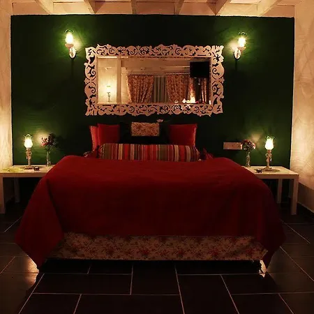 Pine Garden Aparthotel 3*